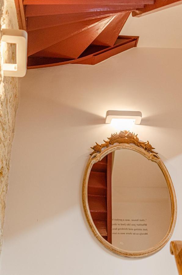 Apartment Chandakos 8 Design Apts *